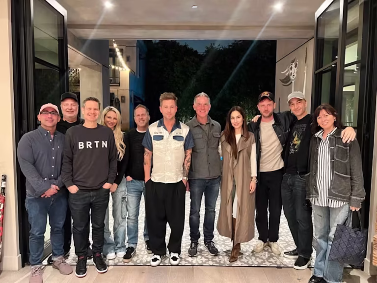 OneRepublic sign with new label after almost two decades